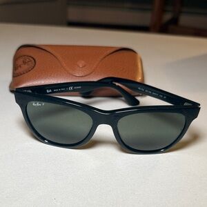 Ray-Ban Black Frame Sunglasses with Brown Case